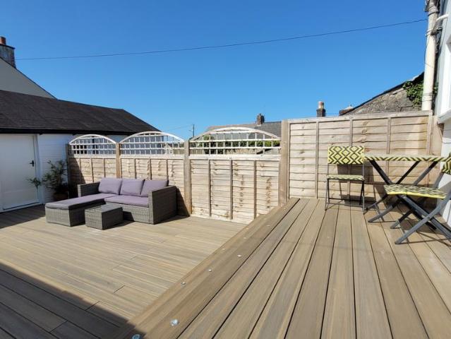 Fair Street, St. Columb, TR9 Studio to rent £600 pcm £138 pw