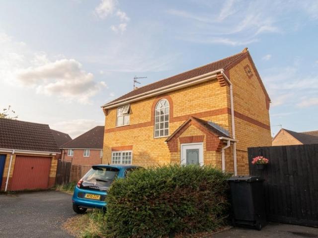 Fairchild Way, Peterborough PE1 2 bed detached house to rent £1,075 pcm £248 pw