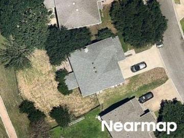 Faircrest Dr