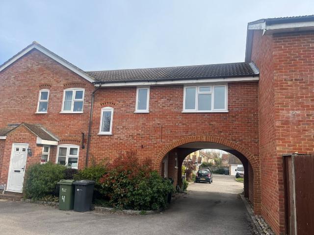 Fairborne Way, Guildford GU2, 1 bed maisonette to rent, £1,350 pcm | PrimeLocation