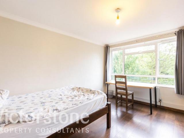 Fairdene Court, Camden Road, Camden. 2 bed apartment to rent £2,100 pcm £485 pw