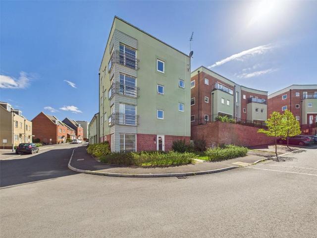 Fairford Road, Cheltenham. 2 bed apartment to rent £1,150 pcm £265 pw