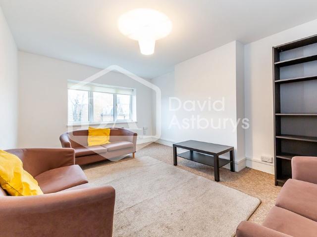 Fairfield Gardens, Crouch End, London N8, 3 bed flat to rent, £2,850 pcm | PrimeLocation
