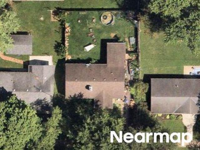 Fairfield Dr