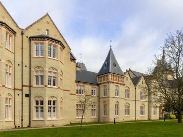 Fairfield Hall,kingsley Avenue, 2 Bedroom Apartment