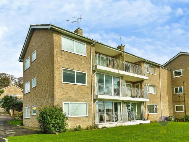 Fairfield Park, Lyme Regis DT7, 2 bed flat to rent, £1,100 pcm | PrimeLocation