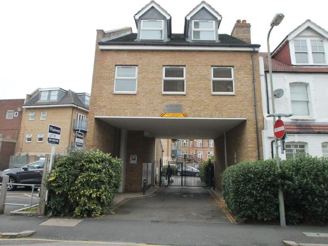 Fairfield Road, Beckenham BR3, 1 bed flat to rent, £1,350 pcm | PrimeLocation