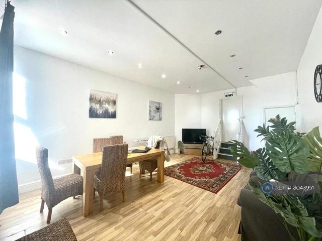Fairfield Road, Montpelier, Bristol, BS6 6 bed terraced house to rent £3,600 pcm £831 pw