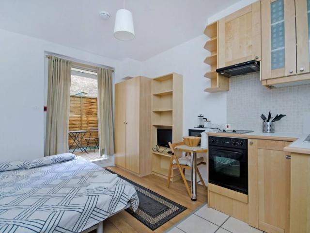 Fairholme Road, West Kensington, London W14, Studio to rent, £1,712 pcm | PrimeLocation