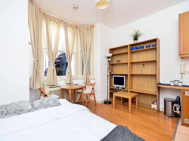 Fairholme Road, West Kensington, London W14, Studio to rent, £1,712 pcm | PrimeLocation