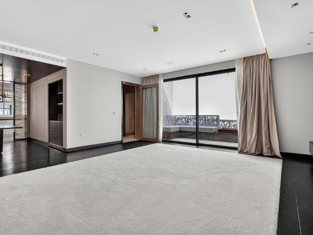 Fairholt Street, Knightsbridge, SW7 4 bed terraced house to rent £31,200 pcm £7,200 pw