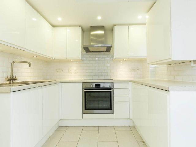 Fairhazel Mansions, 14 Fairhazel Gardens, London, NW6 3SH, United Kingdom | 2 bed apartment for rent #139402750 | Rentberry
