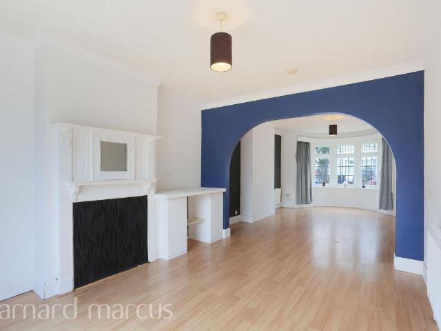 Fairlands Avenue, Thornton Heath CR7, 3 bed property to rent, £2,200 pcm | PrimeLocation
