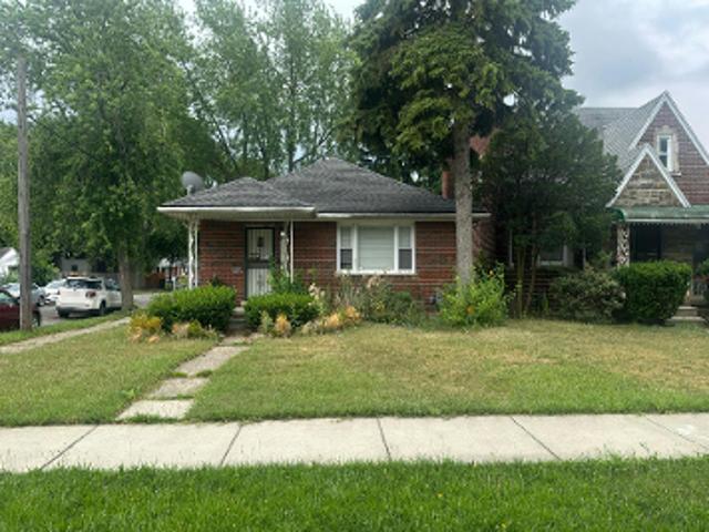 Fairmount Dr