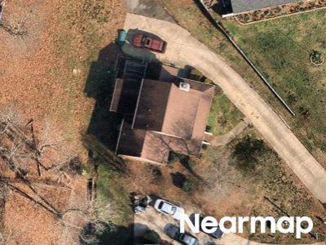 Fairmont Dr