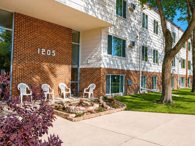 Fairmont Square Apartments