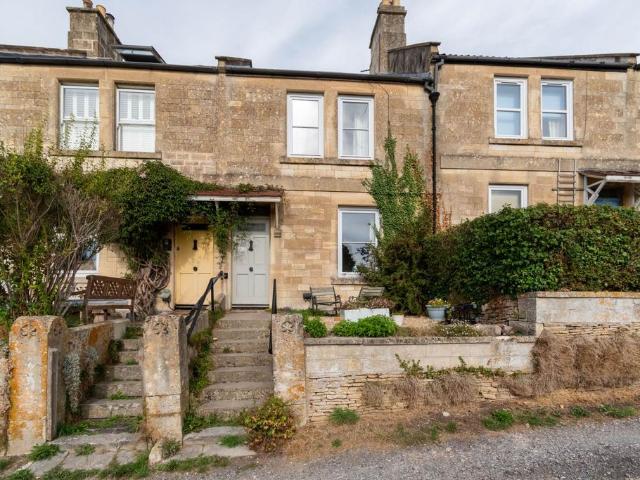 Fairmead View, Box 3 bed terraced house to rent £1,950 pcm £450 pw