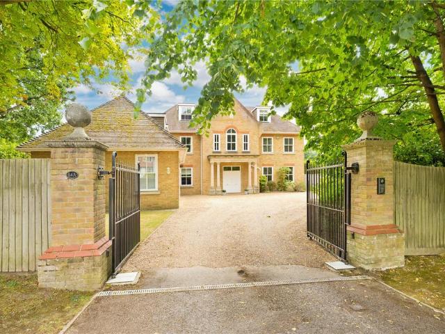 Fairmile Avenue, Cobham, Surrey, KT11 7 bed detached house to rent £10,000 pcm £2,308 pw