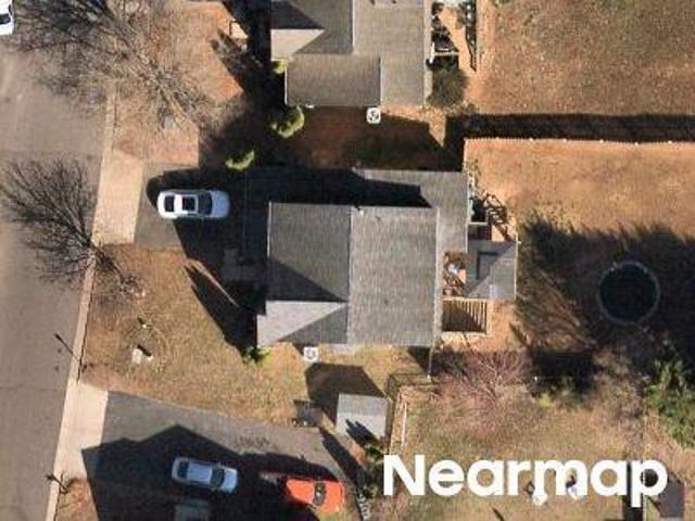 Fairwood Dr
