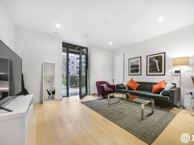 Fairwater House, Bonnet Street E16, 1 bed flat to rent, £2,149 pcm | PrimeLocation