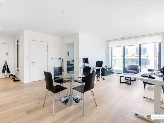 Fairwater House, Bonnet Street, London E16, 1 bed flat to rent, £2,100 pcm | PrimeLocation