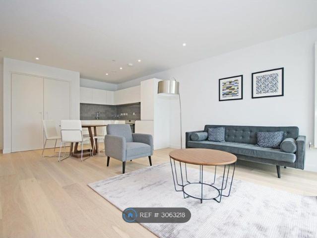 Fairwater House, London E16, 1 bed flat to rent, £2,145 pcm | PrimeLocation