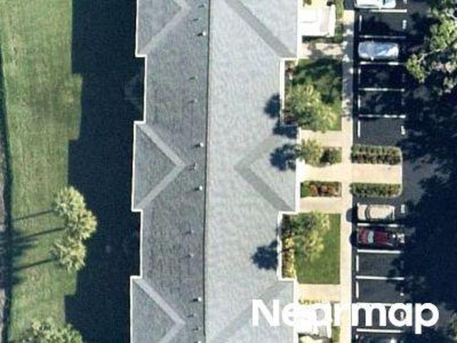 Fairway Bend Ln