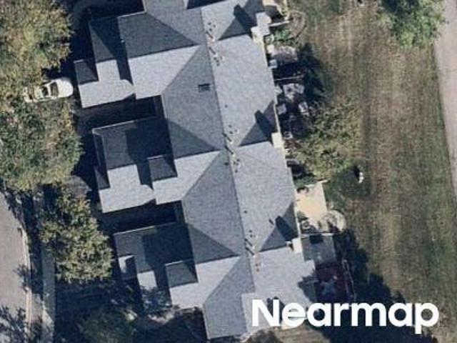 Fairway Dr