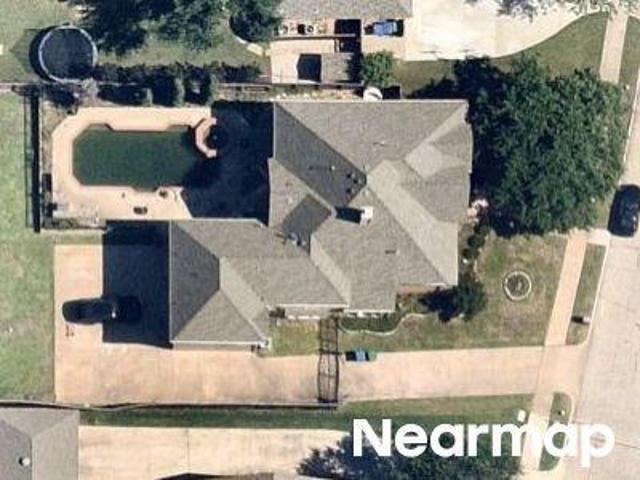 Fairway Dr