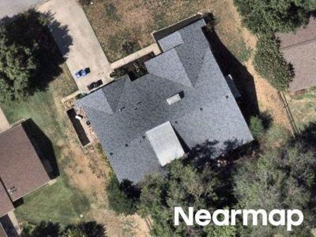 Fairway Dr