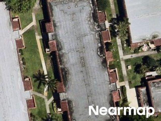 Fairway Dr