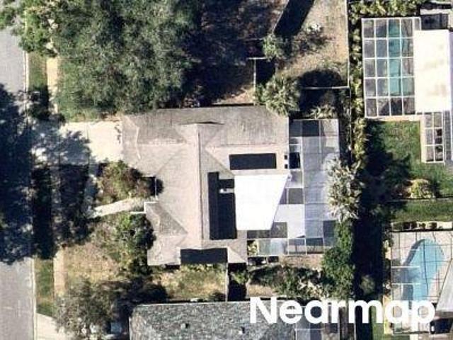 Fairway Forest Dr