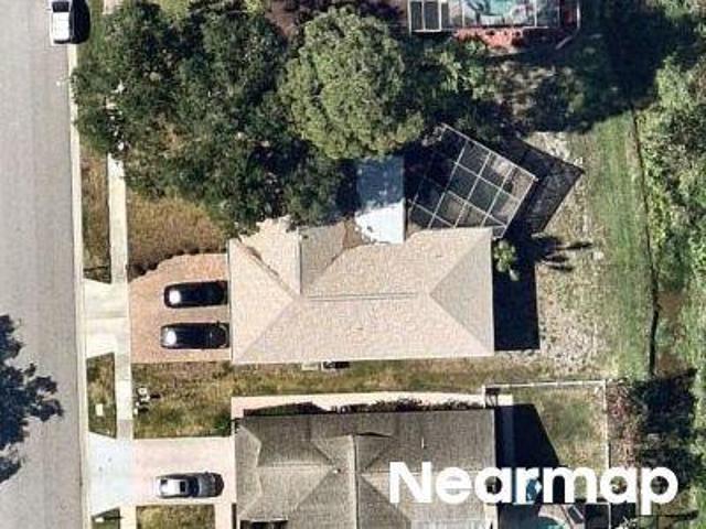 Fairway Forest Dr