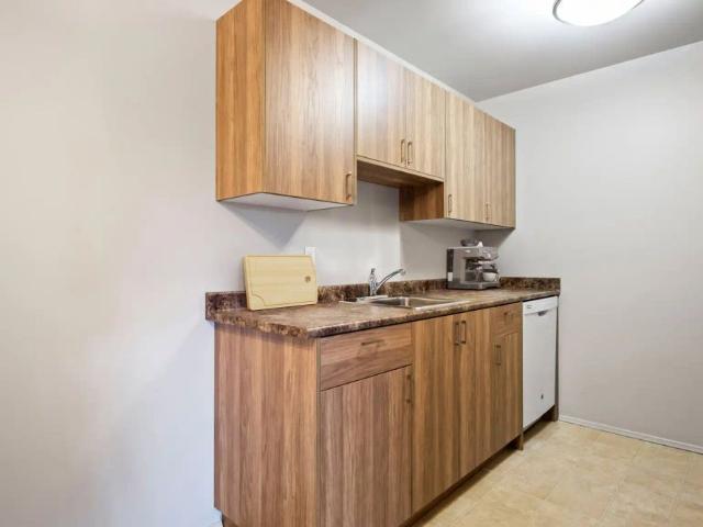 Fairway Gardens — Apartment