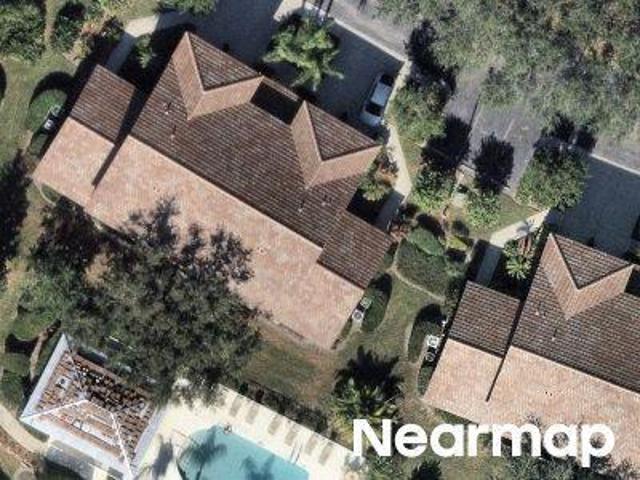 Fairway Gardens Dr