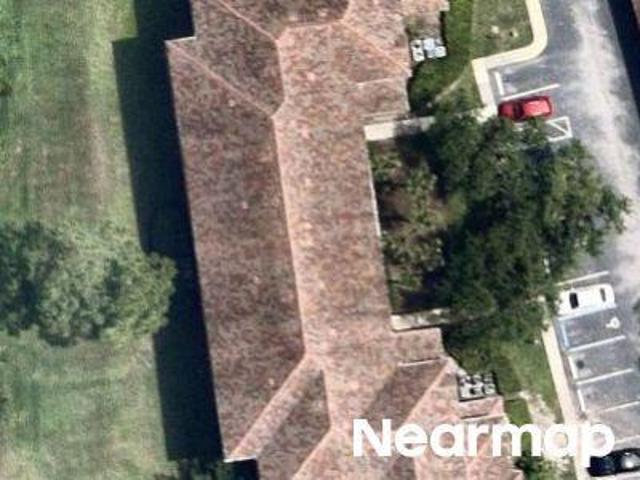 Fairway Island Dr