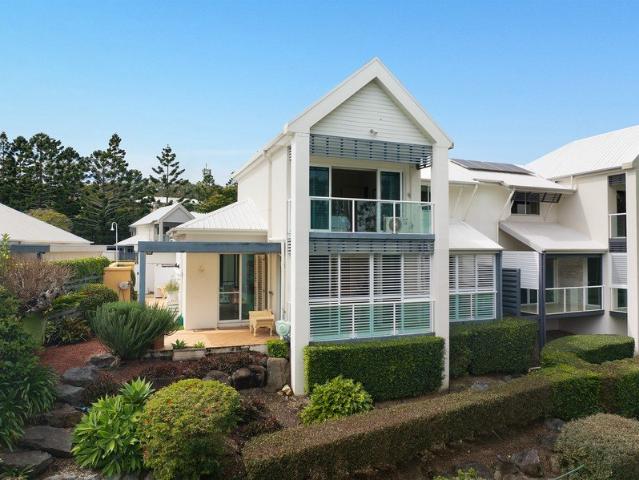 Fairway Living at its Best!