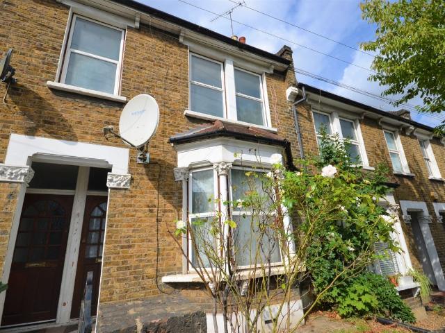 Fairthorn Road, London SE7, 2 bed flat to rent, £1,650 pcm | PrimeLocation