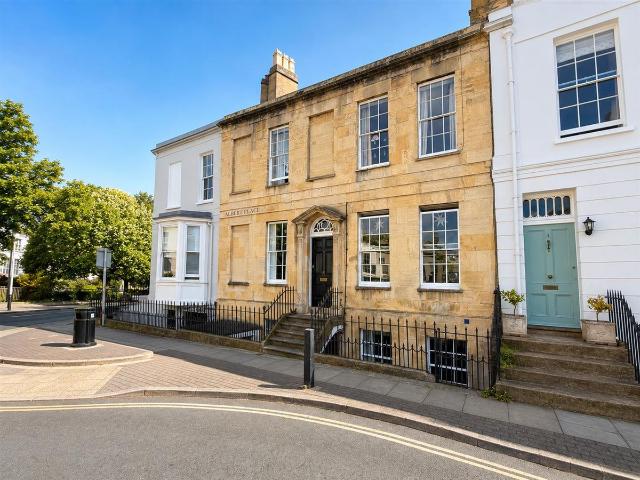 Fairview, Cheltenham GL52, 1 bed flat to rent, £950 pcm | PrimeLocation