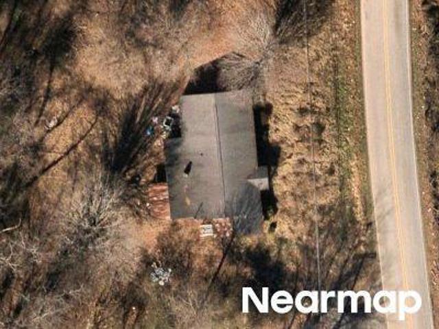 Fairview Dr NW