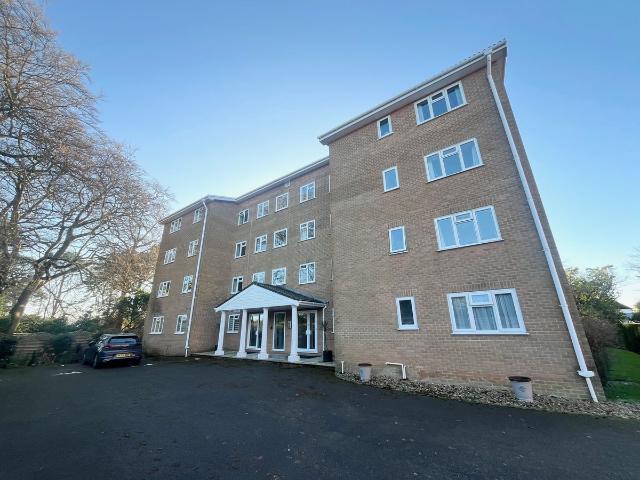 Fairview Park, Poole BH14, 3 bed flat to rent, £1,650 pcm | PrimeLocation