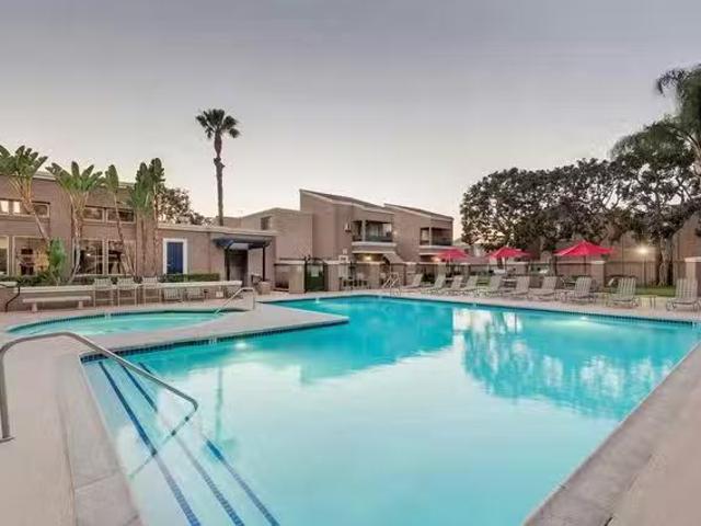 Fairview Rd, Costa Mesa, CA