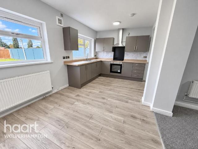 Fairview Road, WOLVERHAMPTON 3 bed semi detached house to rent £1,250 pcm £288 pw