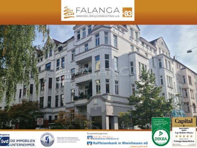 Falanga Immobilien Charmante und großzügige Wohnung mit Sonnenbalkon in Bestlage von Hannover!
