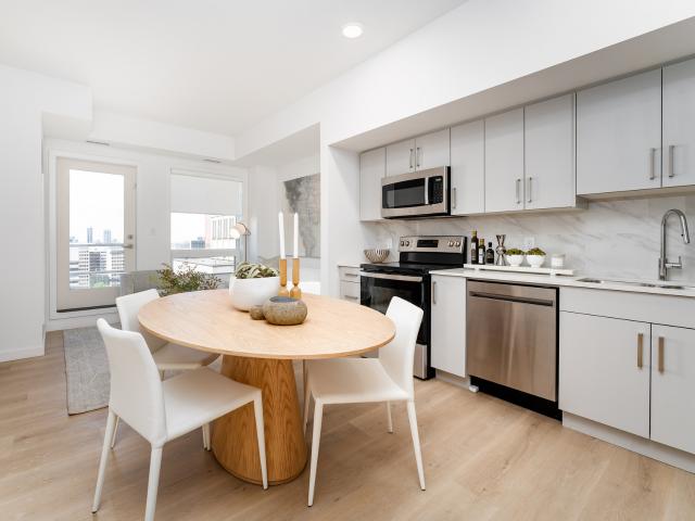 Falcon One 1 Bedroom + Den Apartment for Rent