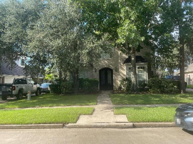 Falcon Point Dr