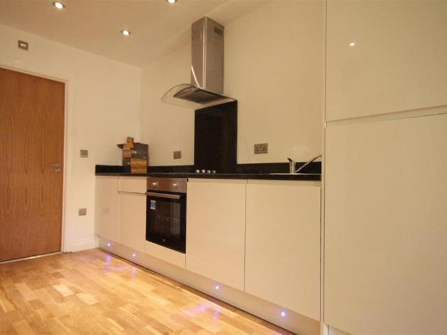 Falconars House, City Centre 1 bed apartment to rent £1,298 pcm £300 pw