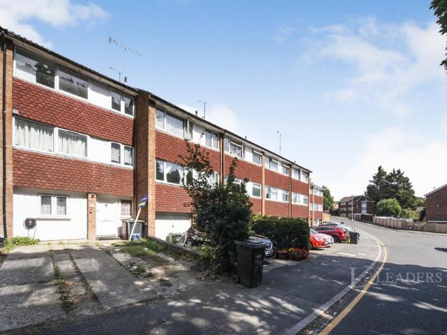 Falconers Road, Luton, LU2 2 bed flat to rent £1,150 pcm £265 pw