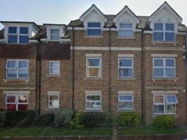 Falconet Court, Ravenscroft Road BR3, 1 bed flat to rent, £1,500 pcm | PrimeLocation