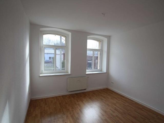 Falkenstein Zentrumsnah wohnen – 3 Zimmer Wohnung im Erdgeschoss mit Balkon